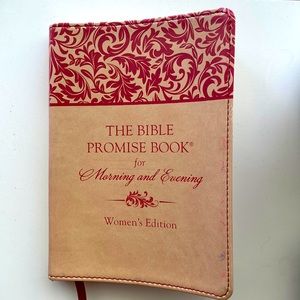 The Bible Promise Book women’s edition